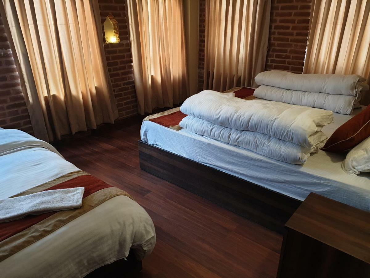 Hotel Layaku Durbar بهاكتابور المظهر الخارجي الصورة